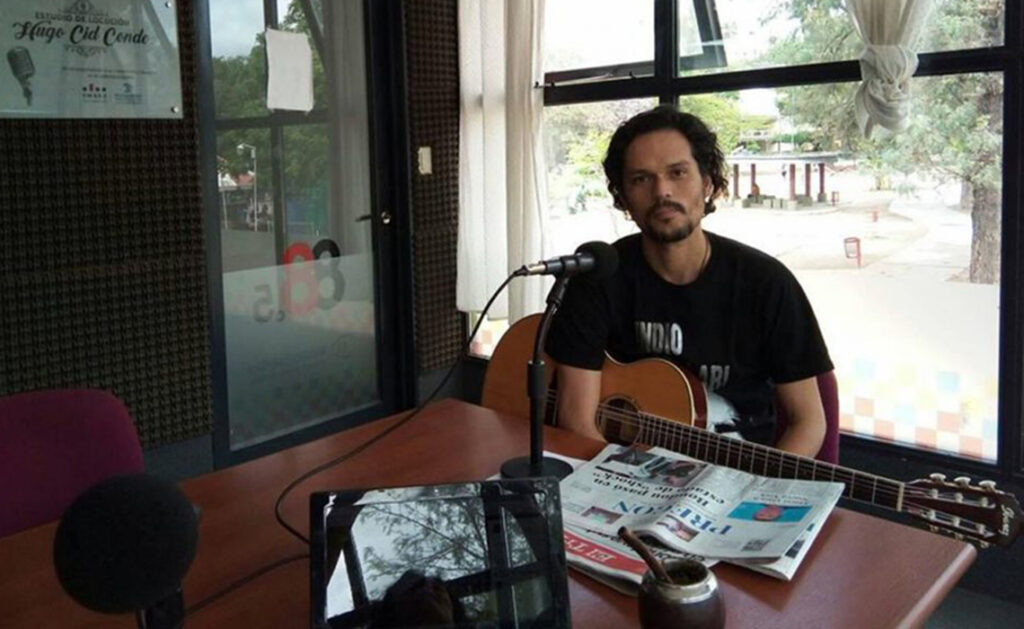 Ezequiel López, Eselópez